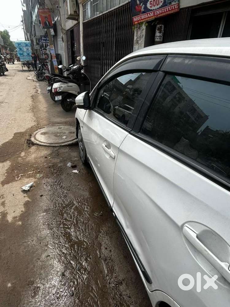 Honda Amaze 2017 Cng & Hybrids Good Condition