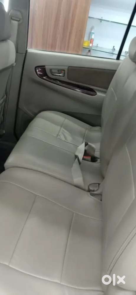 Toyota Innova Diesel 7 Str 2013