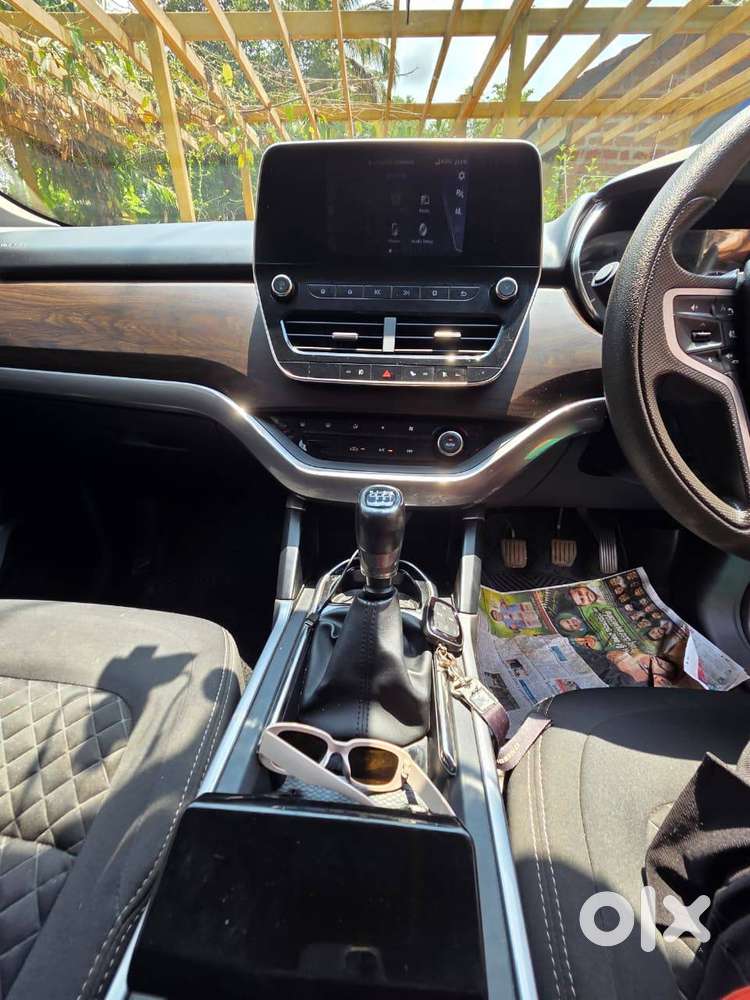 Tata Harrier For Sale – Well Maintained & Loaded With Extras