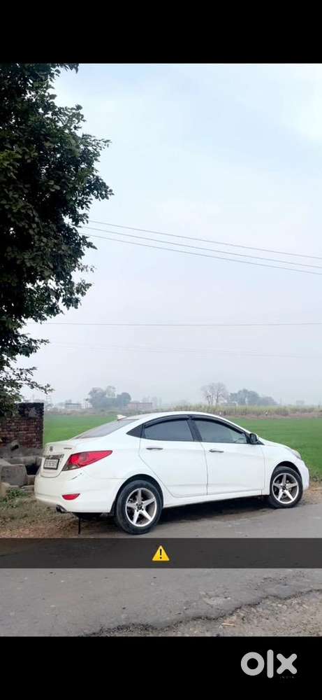 Hyundai Verna 2012 Diesel 90000 Km Driven