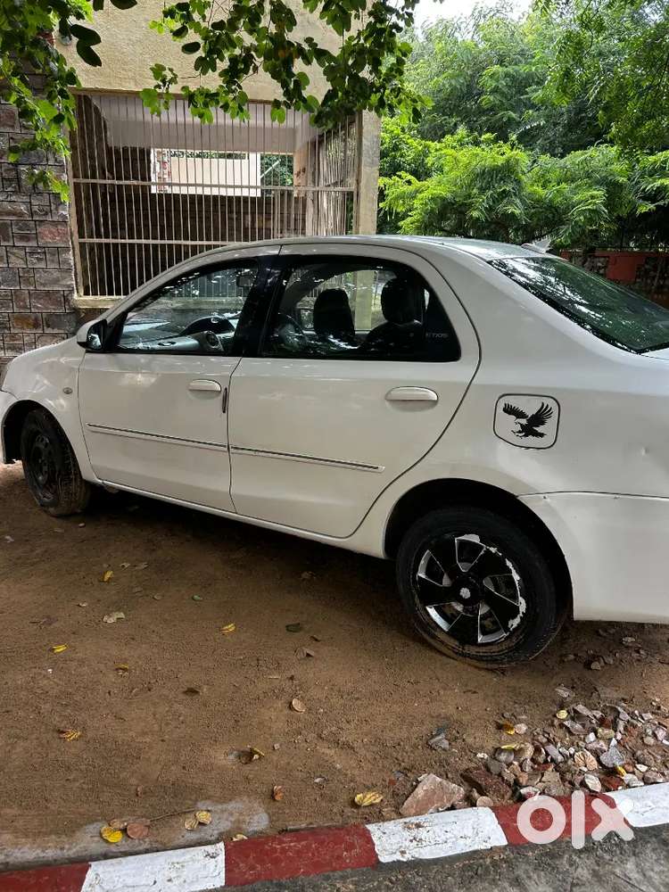 Toyota Etios 2013 Diesel Well Maintained