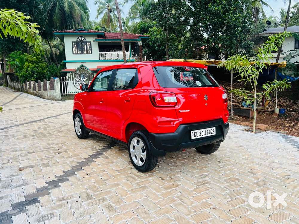 Maruti Suzuki S-presso Vxi Plus, 2022, Petrol