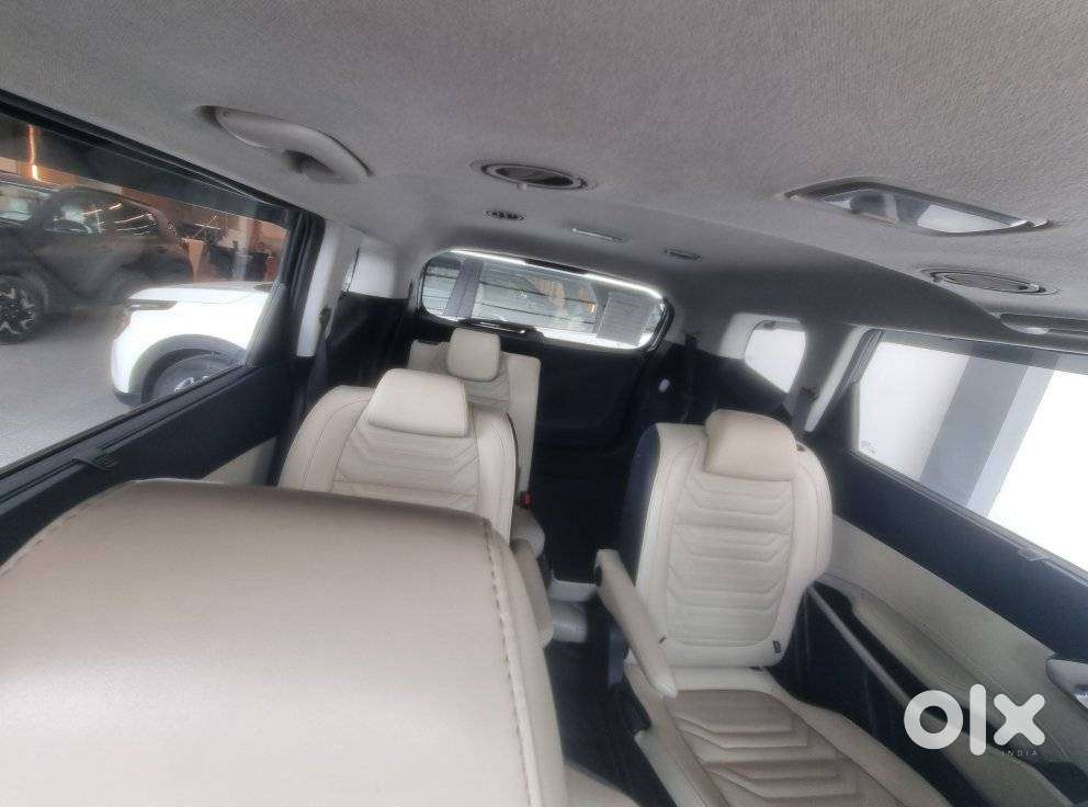 Kia Carens 1.4 Luxury Plus 6 Str, 2022, Petrol