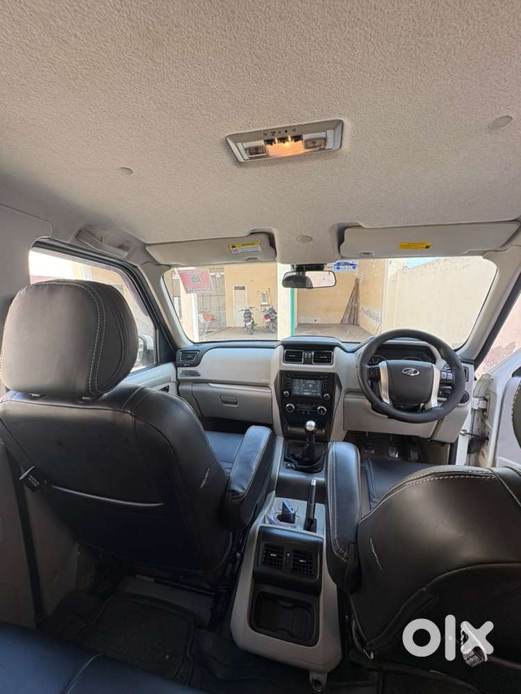 Mahindra Scorpio Classic 2016 Diesel S10