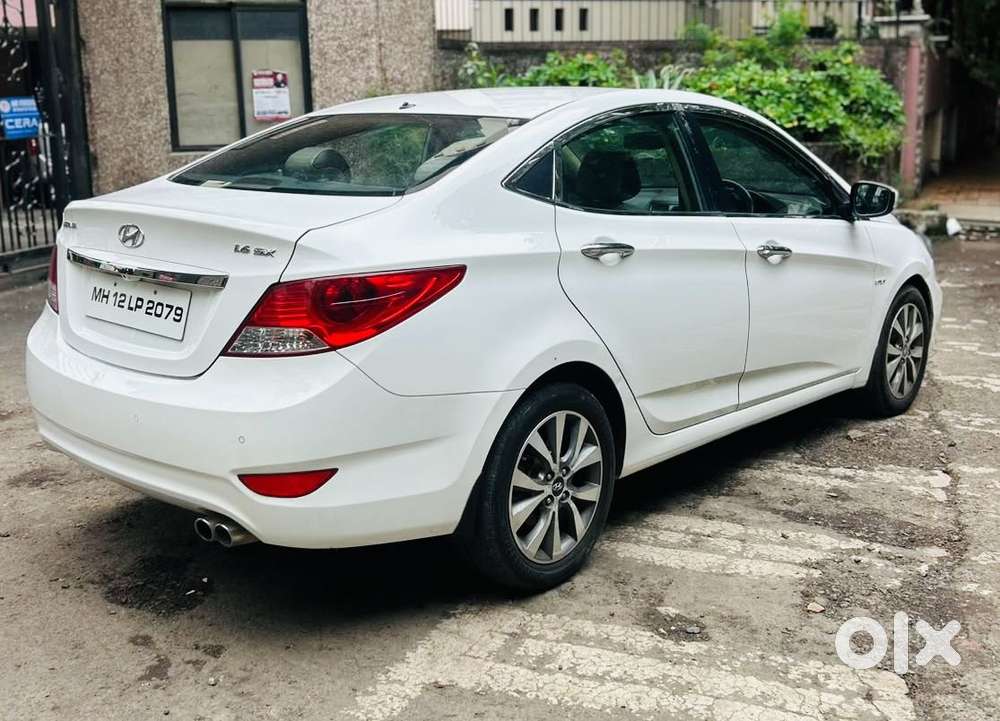 Hyundai Verna Fluidic 1.6 Vtvt Sx, 2015, Petrol