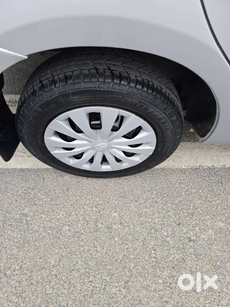 Toyota Etios 2010-2012 G, 2011, Petrol