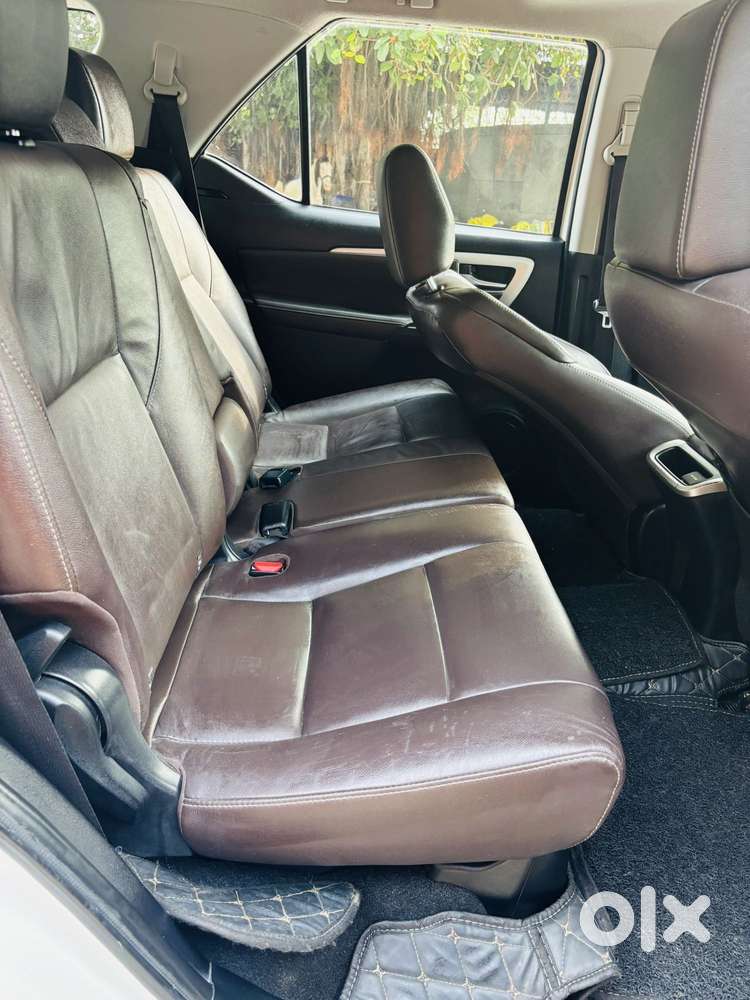 Toyota Fortuner 4x2 At, 2016, Diesel