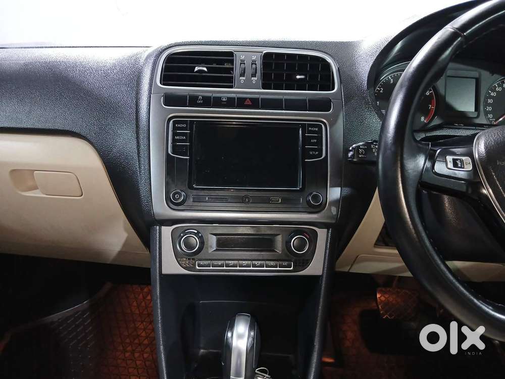 Volkswagen Vento 1.6 Highline, 2020, Petrol