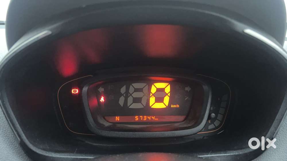 Renault Kwid 2019-ongoing 1.0 Rxt Amt (o), 2019, Petrol