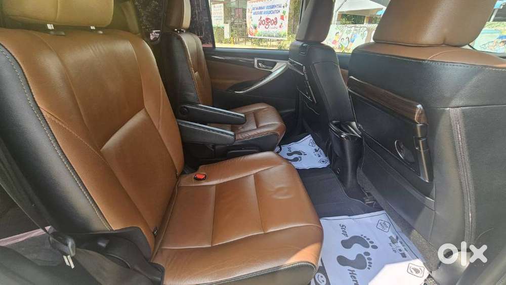 Toyota Innova Crysta 2.8z Automatic, 2017, Diesel