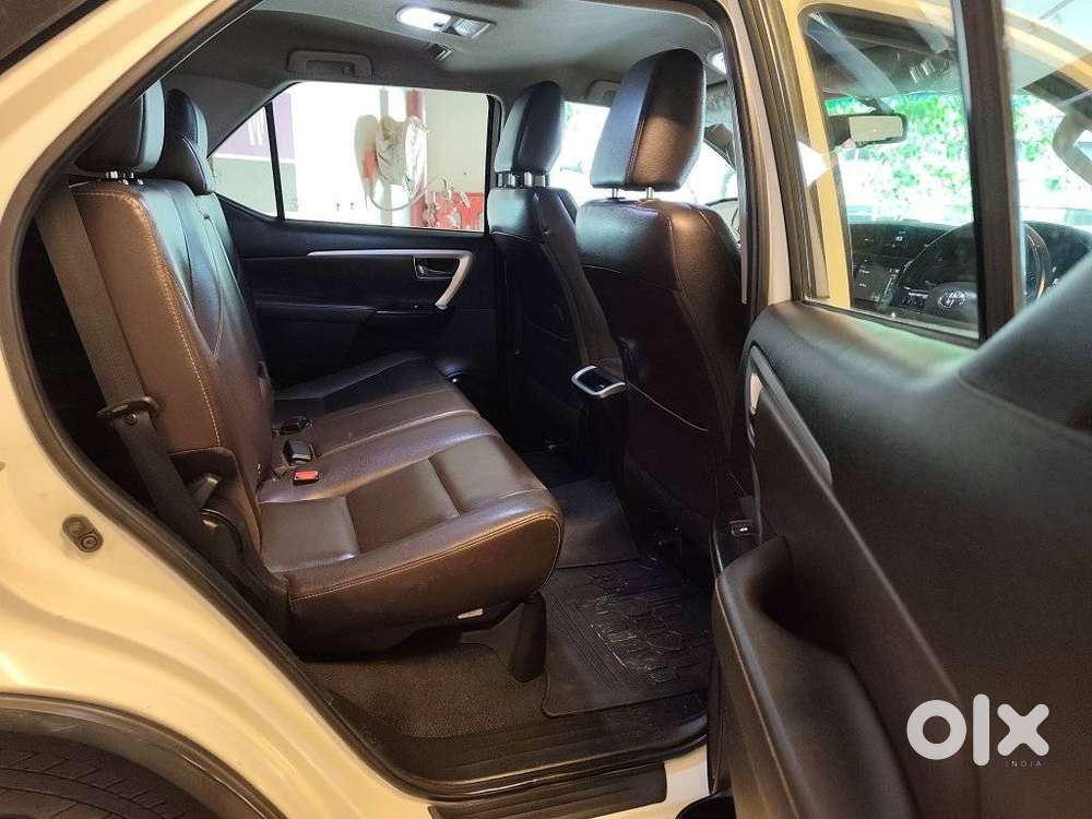Toyota Fortuner 4x2 At 2.8 Diesel, 2020, Diesel