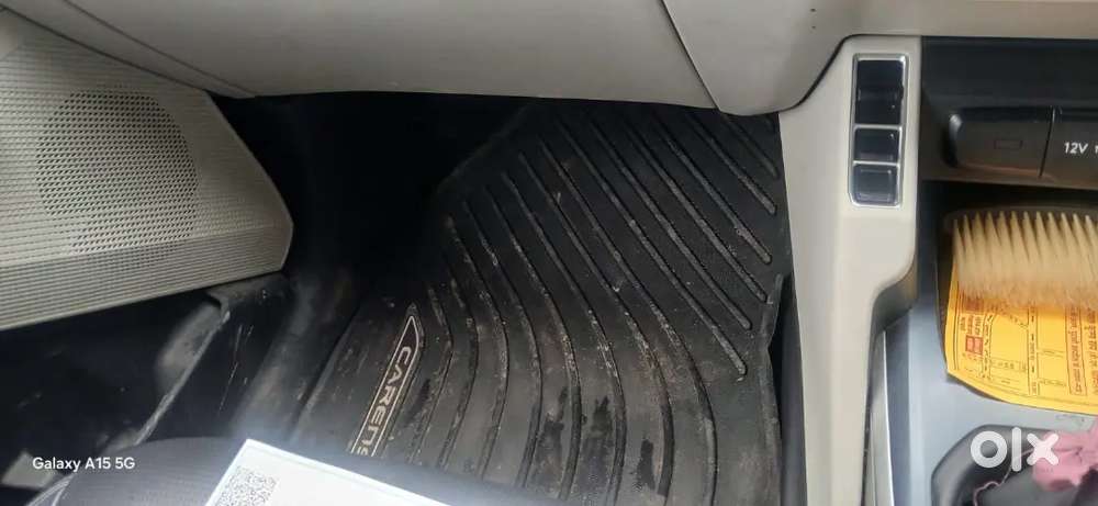Kia Carens 2024 Petrol Automatic