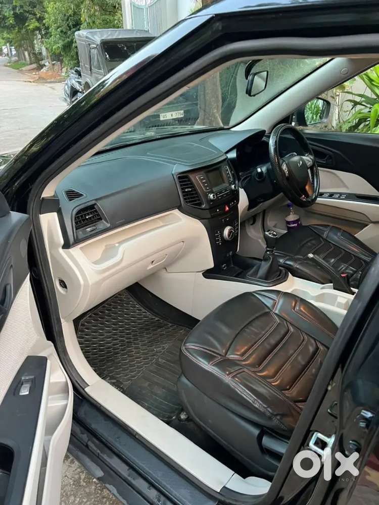 Mahindra Xuv300 (o) Sunroof Diesel 2022