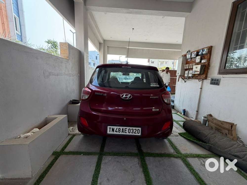 Hyundai Grand I10 2015 Diesel 73000 Km Driven Geniune Kms