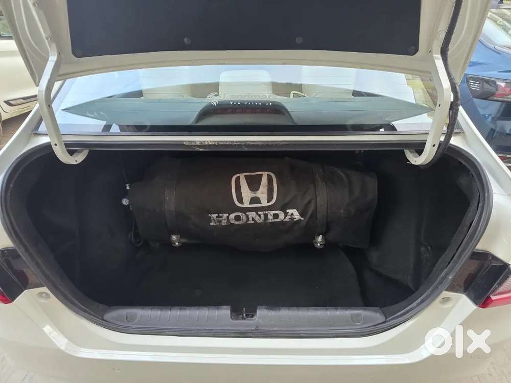 Honda Amaze 3rd Gen 2025 Vx Cvt (auto) Petrol + Company Cng, 32000 Kms
