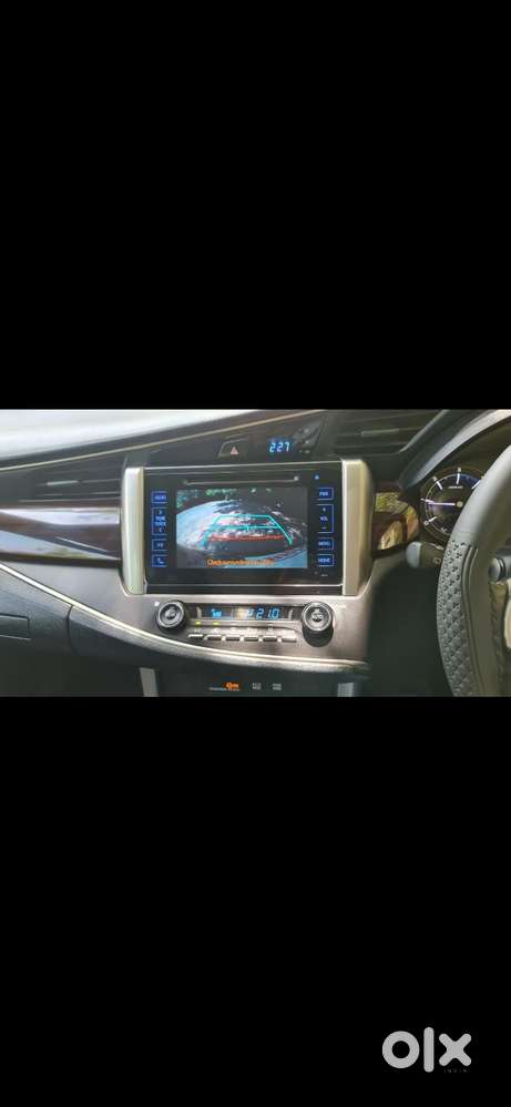 Toyota Innova Crysta