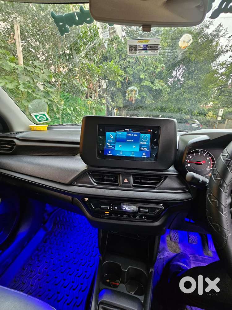 Maruti Suzuki Swift Vxi Optional, 2025, Petrol