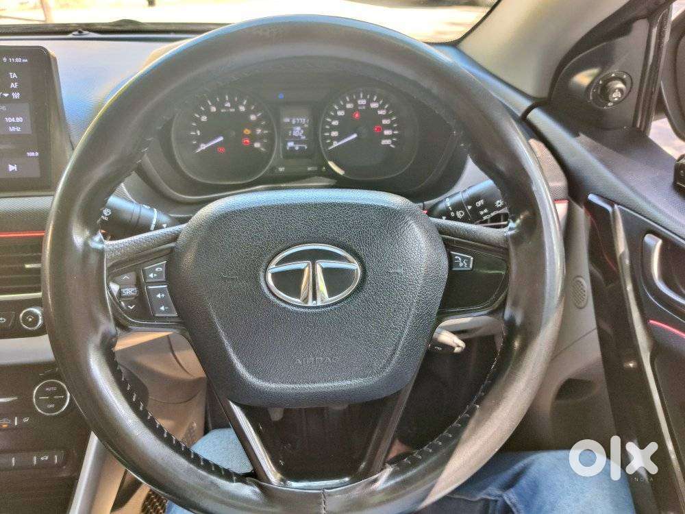 Tata Nexon 1.2 Revotron Xt, 2019, Petrol