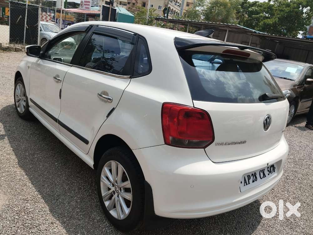 Volkswagen Polo Petrol Highline 1.2l, 2013, Petrol