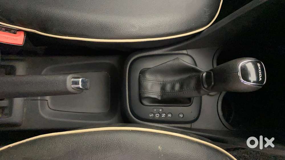 Skoda Rapid 1.0 Ambition Tsi At, 2021, Petrol