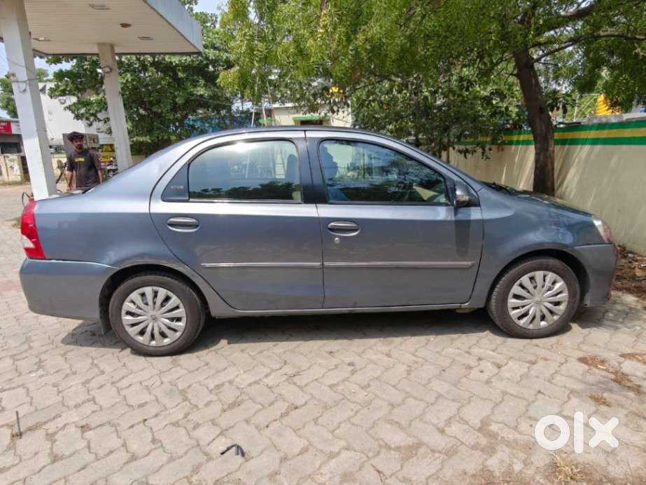 Toyota Etios 1.5 V, 2017, Petrol