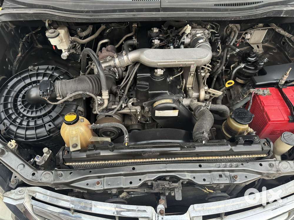 Toyota Innova 2.5 G (diesel) 8 Seater, 2012, Diesel