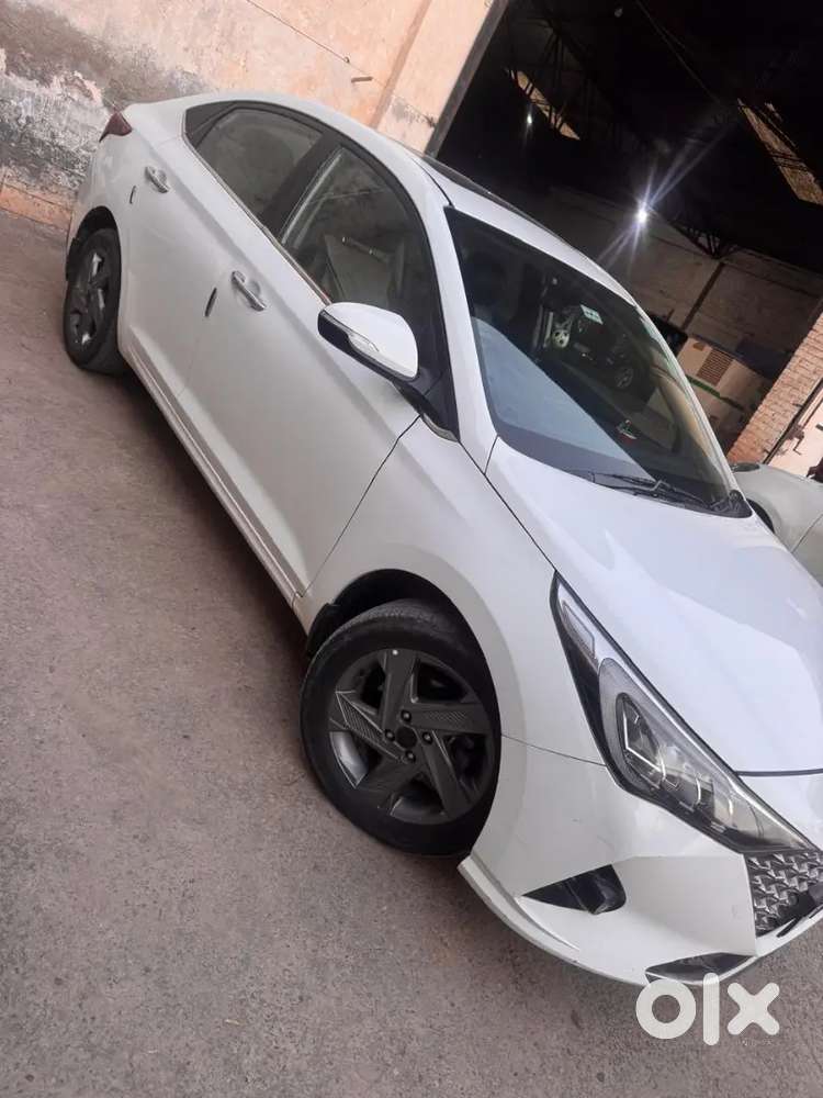 Hyundai Verna