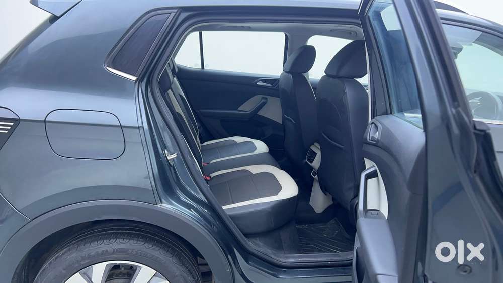 Volkswagen Taigun Topline 1.0 Tsi At (electric Seats), 2022, Petrol