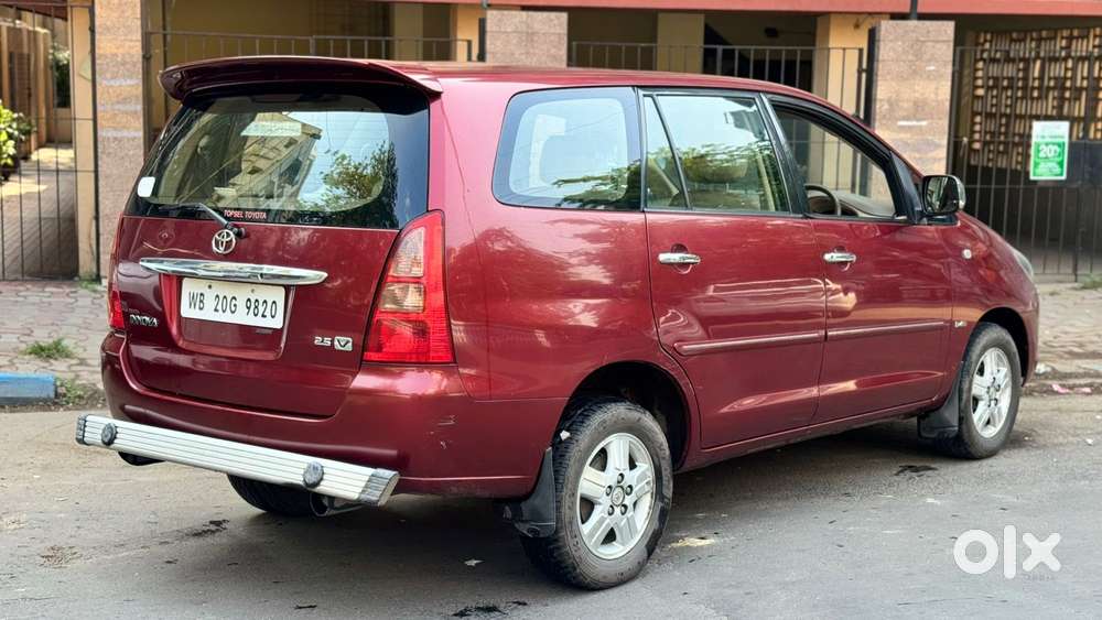 Toyota Innova 2004-2011 2.5 G4 Diesel 8-seater, 2006, Diesel