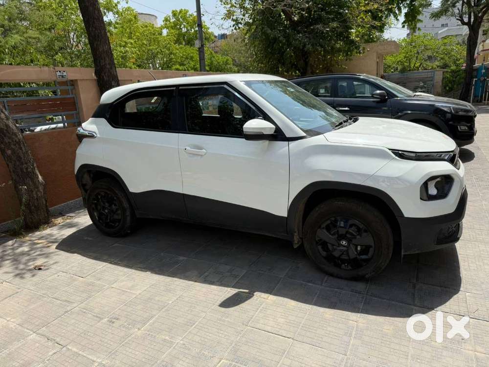 Excellent Condition White Tata Punch Automatic Petrol