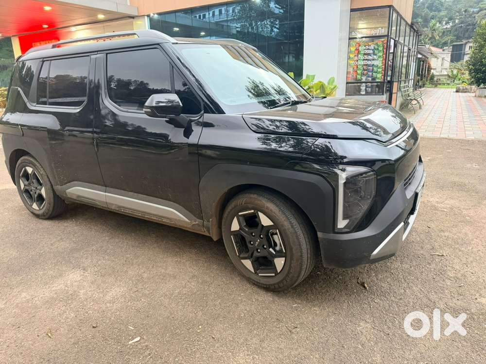 Kia Syros Petrol Manual 2025model 2026 March Registration