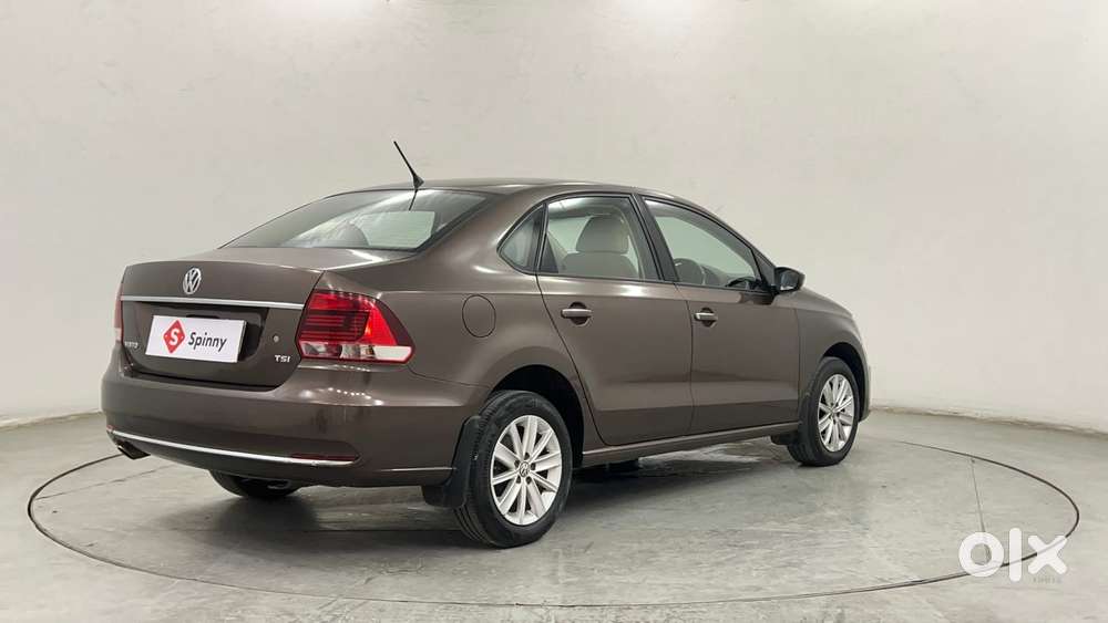Volkswagen Vento 1.2 Tsi Highline At, 2016, Petrol