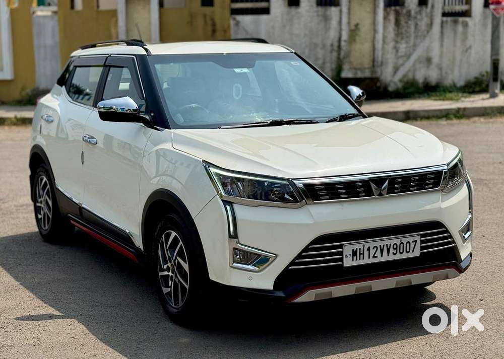 Mahindra Xuv300 W8 (o) 1.5 Diesel Amt, 2023, Diesel