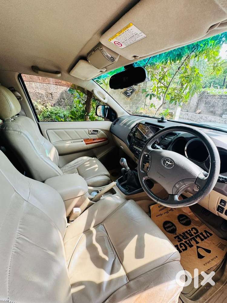 Toyota Fortuner 2010 Diesel Well Maintained