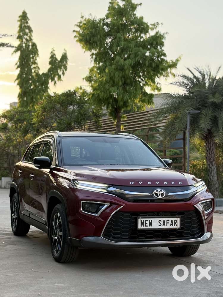 Toyota Urban Cruiser Hyryder 1.5 V Hybrid, 2023, Petrol