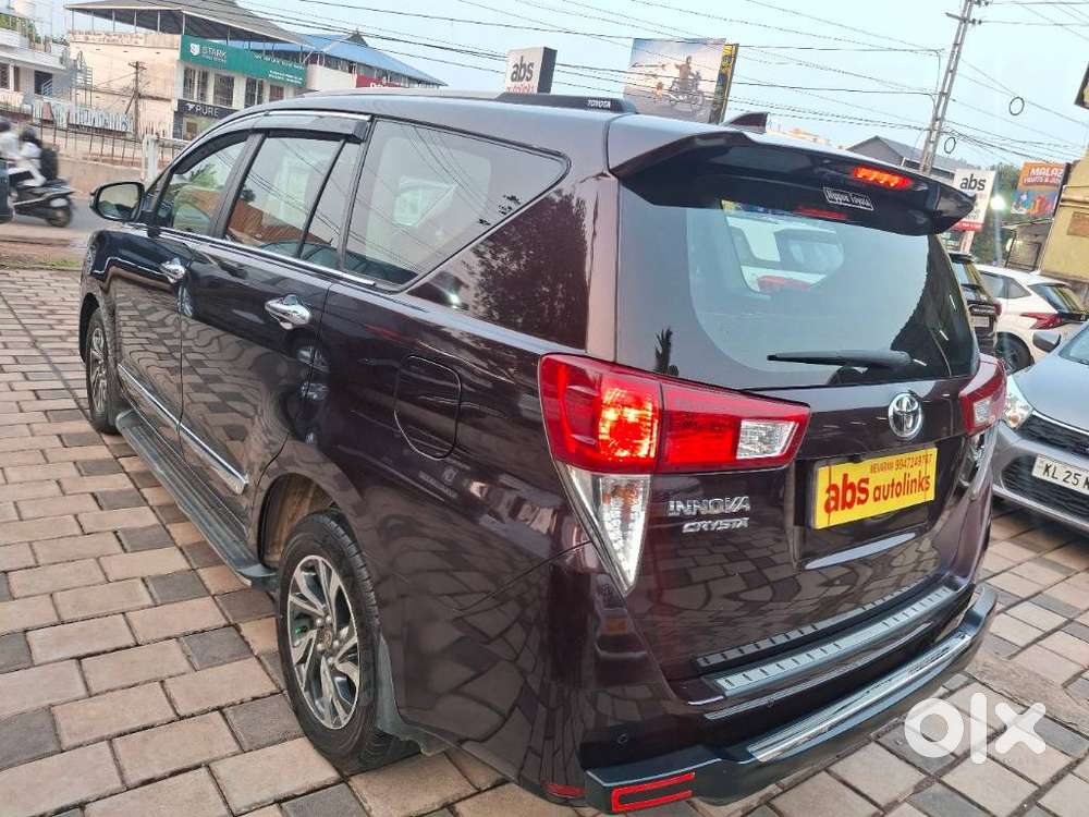 Toyota Innova Crysta [2020-ongoing] 2.4 Gx At 7 Str, 2022