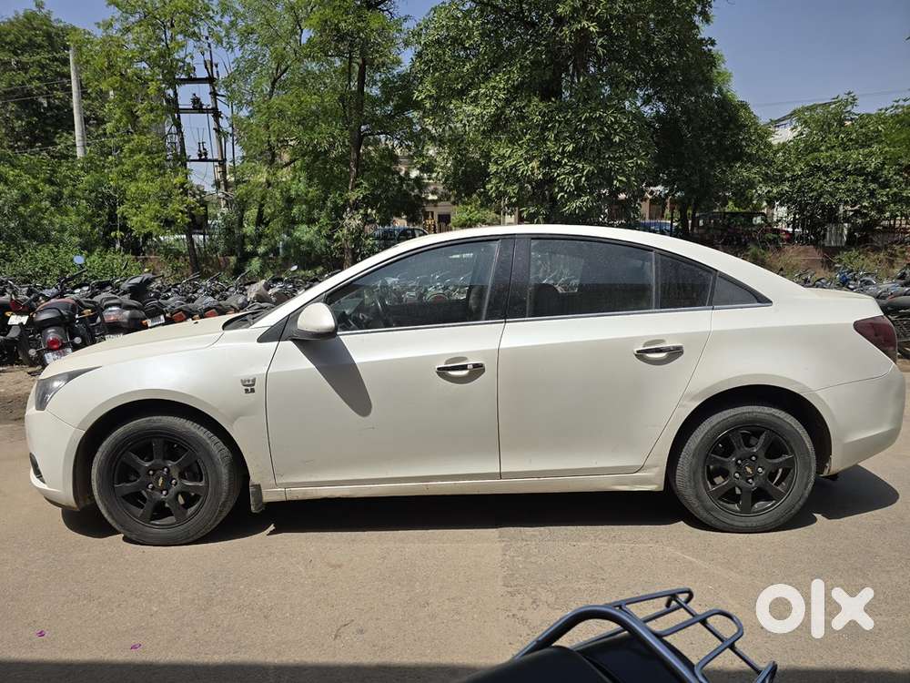 Chevrolet Cruze Diesel Mt 2013