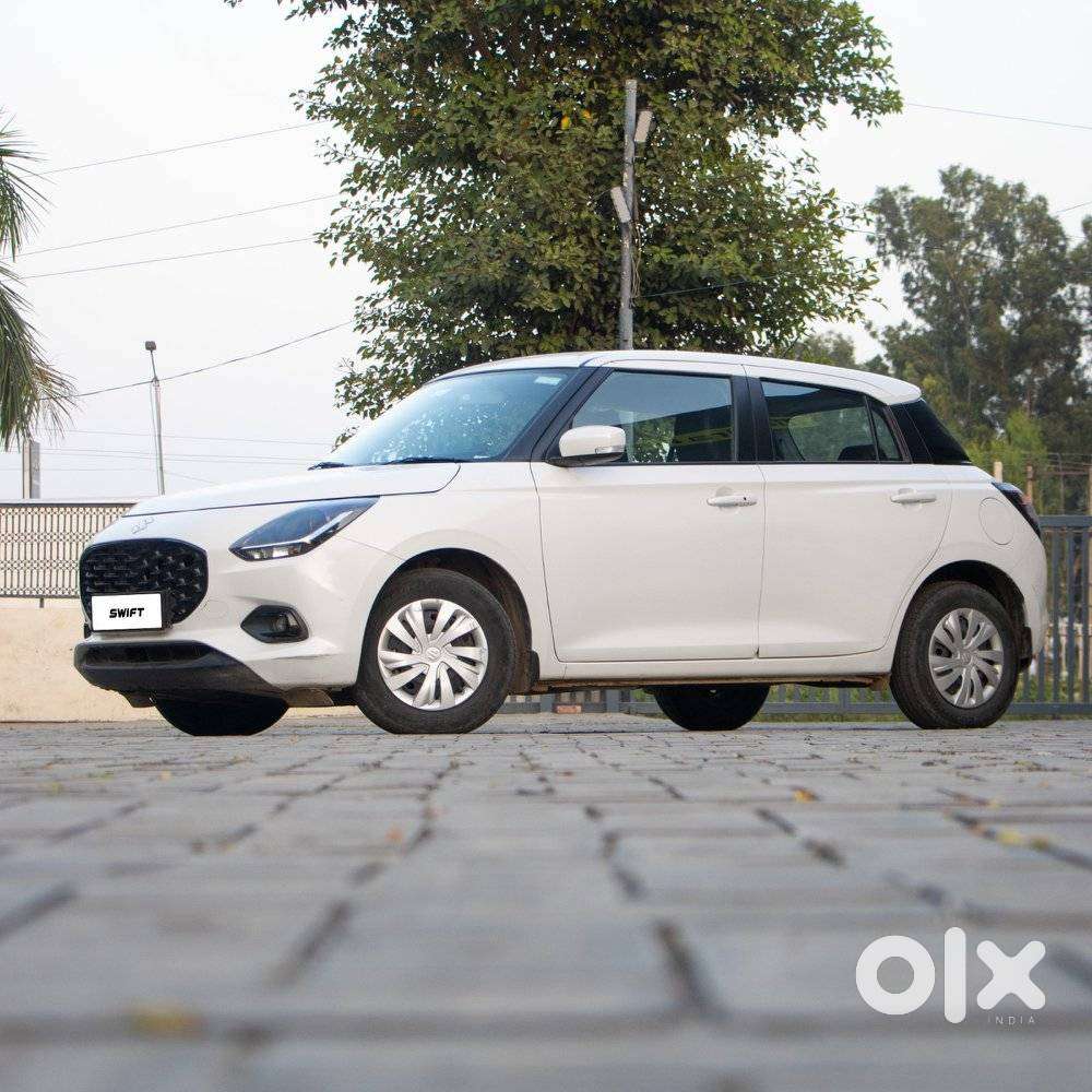 Maruti Suzuki Swift Vxi Optional, 2024, Petrol