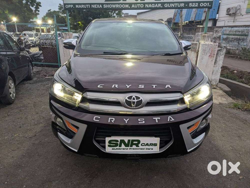 Toyota Innova Crysta 2.4 V, 2016, Diesel