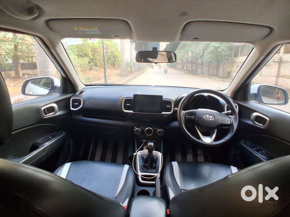 Hyundai Venue S Plus Mt 1.2 Kappa, 2022, Petrol