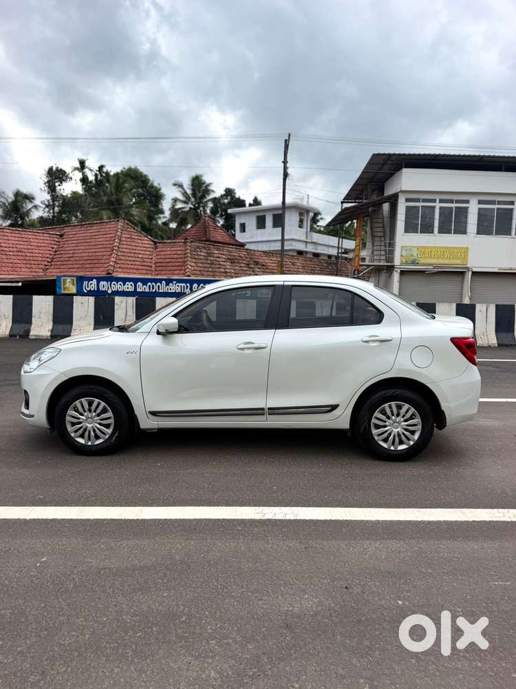 Maruti Suzuki Dzire 1.2 Vxi, 2018, Petrol
