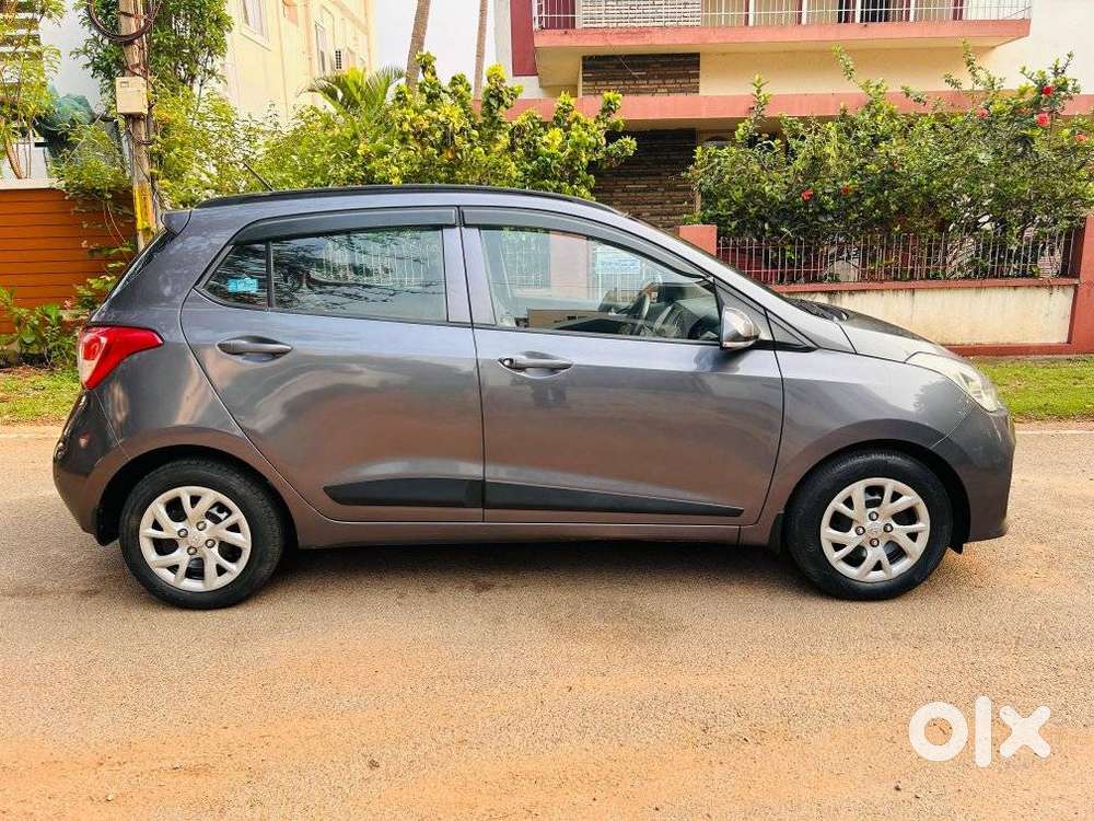 Hyundai Grand I10 Sportz(o) 1.2 Mt, 2017, Petrol