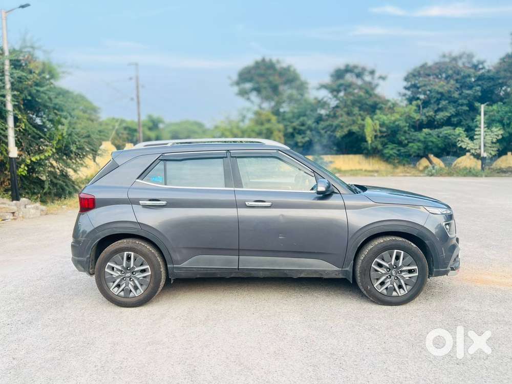Hyundai Venue Sx Dual Tone Turbo, 2021, Diesel