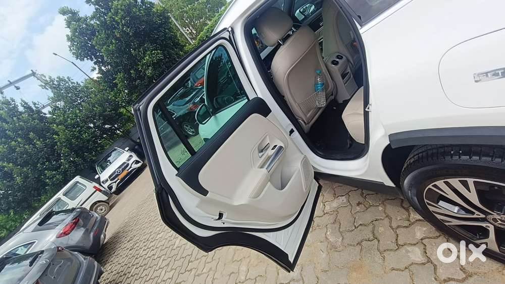 Mercedes-benz Gla 200 Petrol Automatic 2024