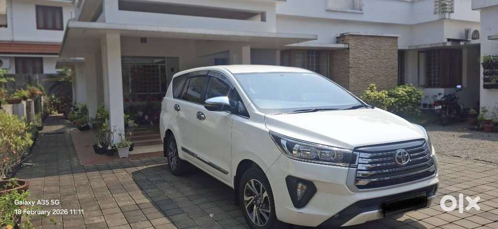 Toyota Innova Crysta 2.4 Gx Limited Edition 7 Str, 2022, Diesel