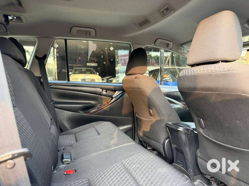Toyota Innova Crysta 2.8 Gx At 8s, 2019, Diesel