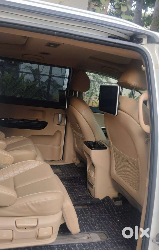 Kia Carnival Limousine Plus 7 Str, 2022, Diesel