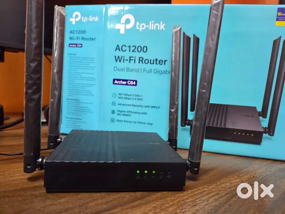 TP-Link Archer C64 AC1200 wifi router