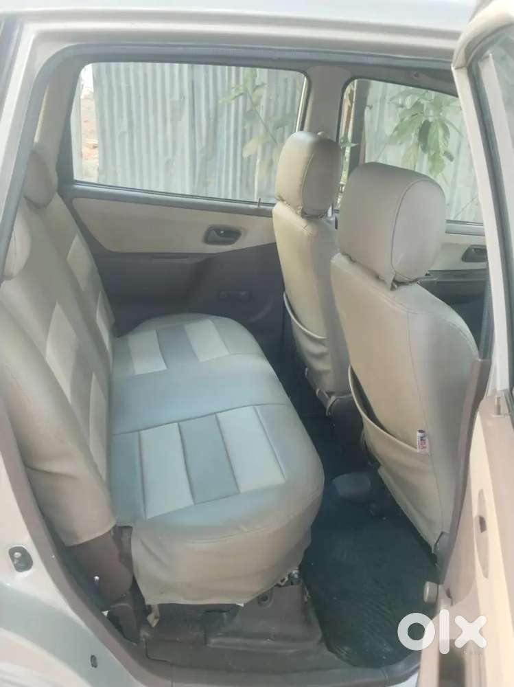 Maruti Suzuki Zen Estilo 2011