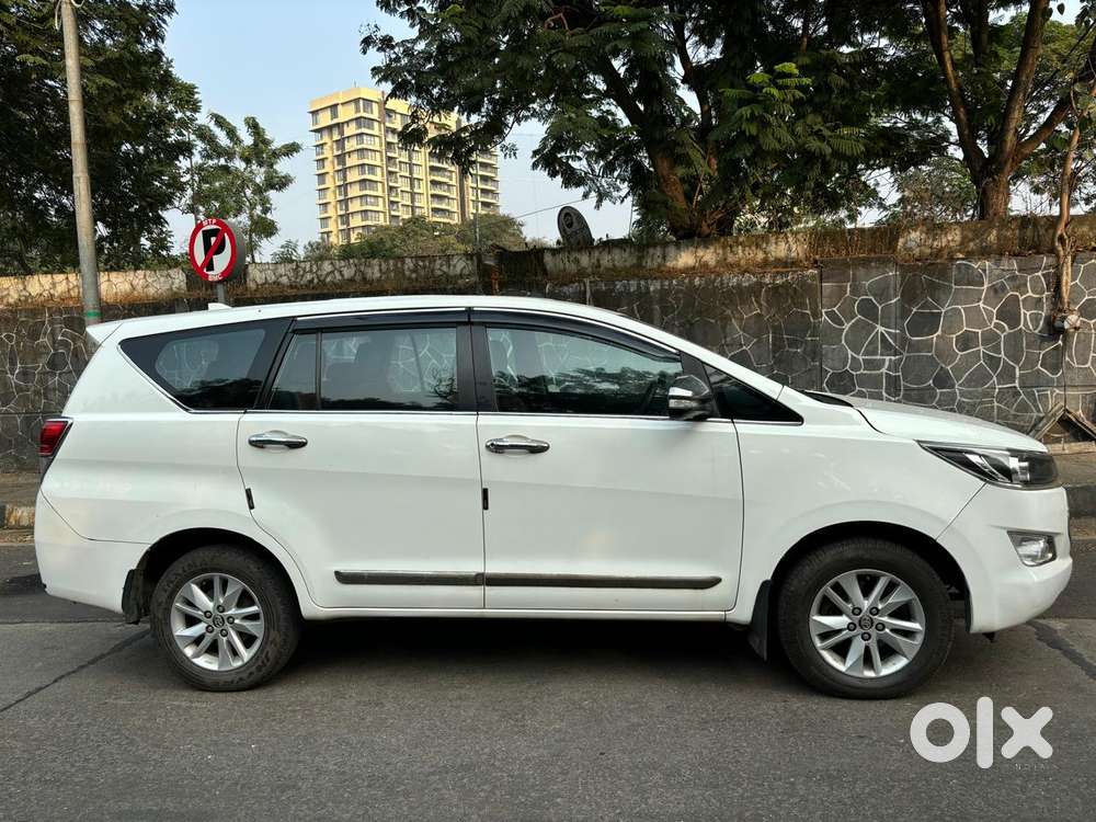 Toyota Innova Crysta 2.7 Gx At 8s, 2017, Diesel
